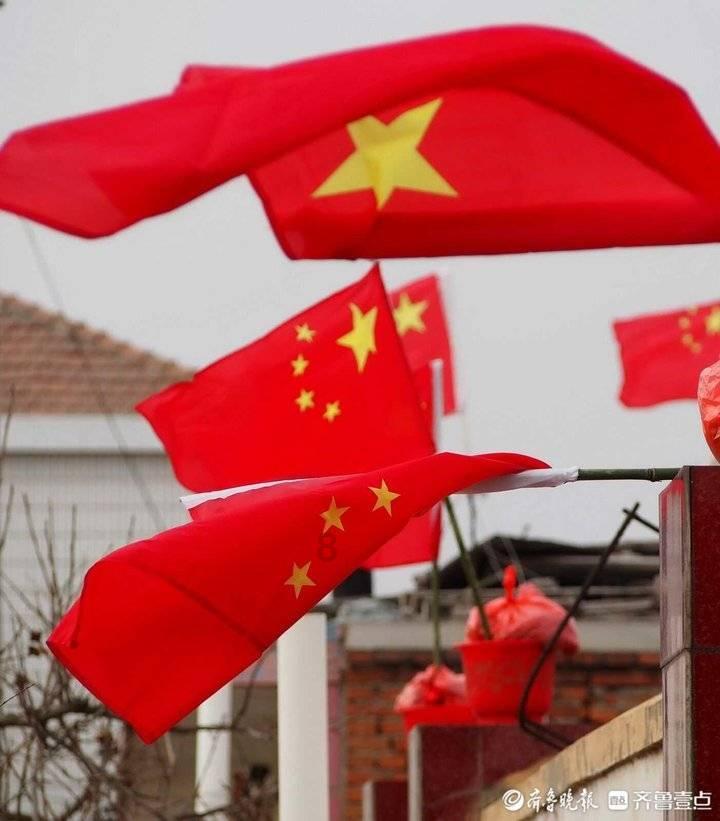 一个男生他说谈过两个女生分手了，我问他怎么分了他不说是什么意思，我那天饿了他就给我订外卖代表什么？游戏画面